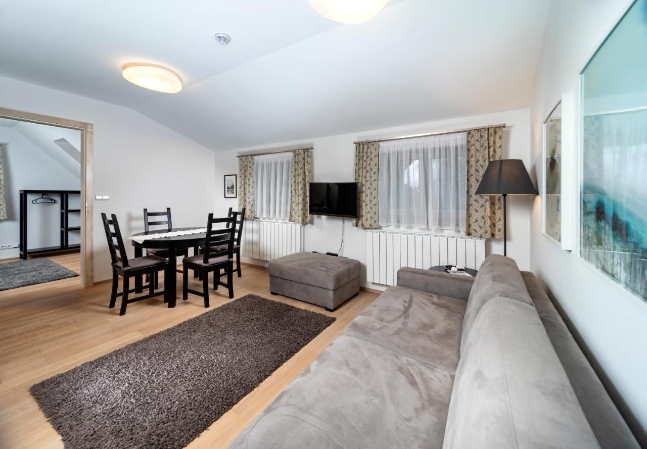 Valon Apartment